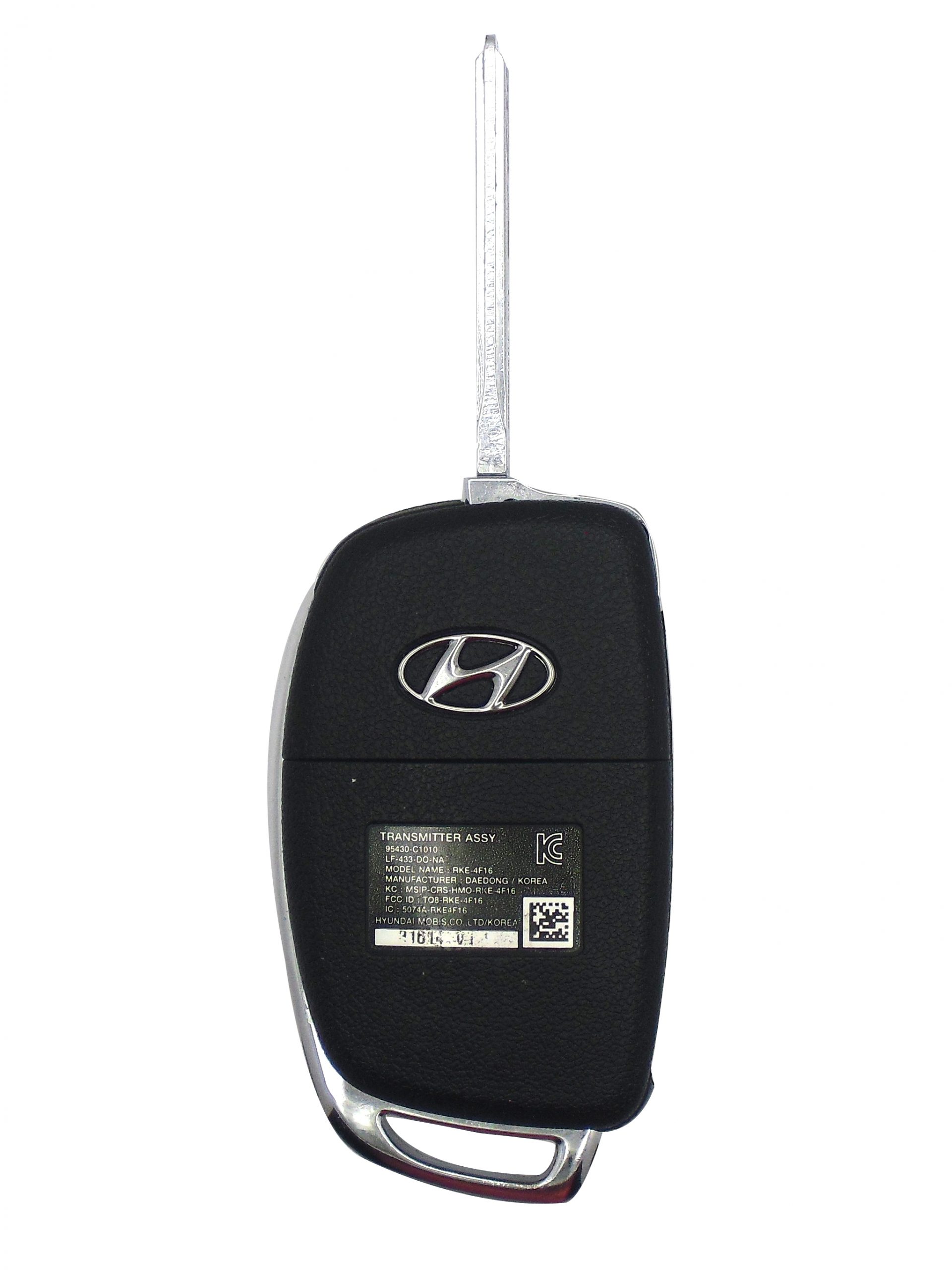 Hyundai 4-Button Flip Key with Trunk Button - Image 3