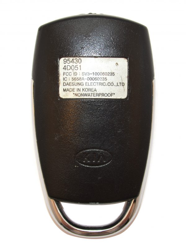 Kia Keyless Entry Remote - 6 button w/ Dual Power Doors & Rear Hatch2006 Kia Sedona - Image 4